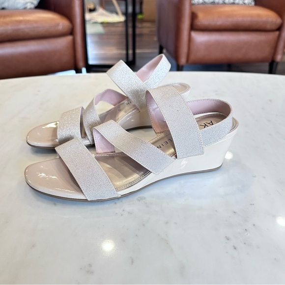 Anne Klein Blessings Wedge Blush Cream Sparkle Comfort Sandal Women's Size 9 - Picture 4 of 8